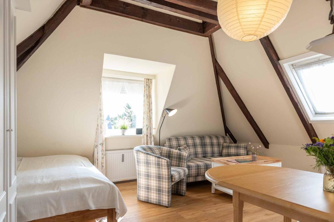Ferienwohnung Sylter Wohlfühlnest, App. 2 Wenningstedt-Braderup Exterior foto